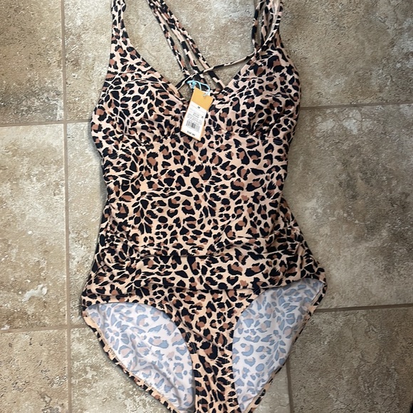 NWT leopard print one piece swim suit Kona sol M high coverage full bottom - Picture 6 of 6